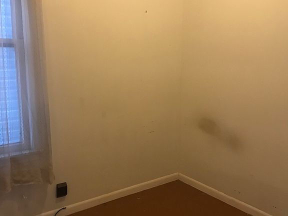4th image of 3419 W Cortland St