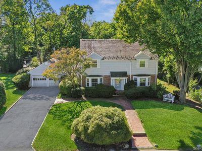 52 Glenwood Lane, Roslyn Heights, NY, 11577