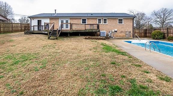 5th image of 2606 Fairgreen Dr