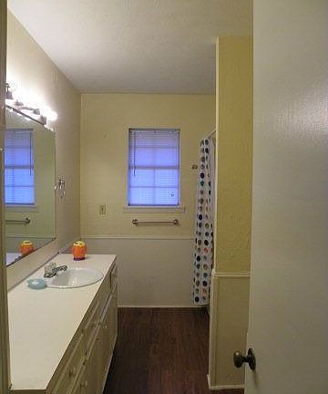 4th image of 1408 Shadybrook Ln