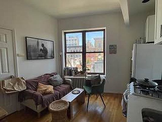 1st image of 171 W 4th St APT 13