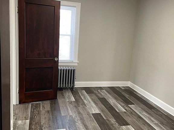 4th image of 2042 Quail St APT 5