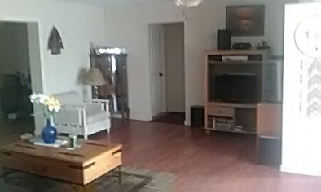 3rd image of 1601 Elm Ter