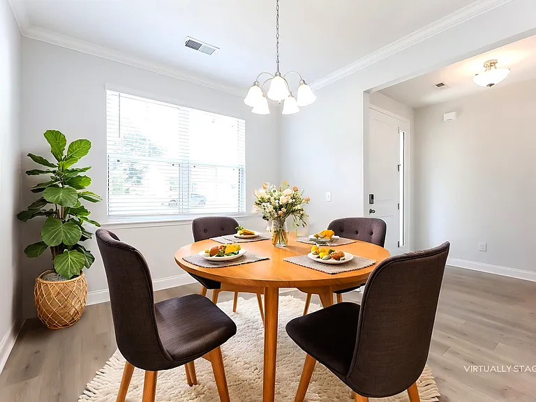309 Woodgate Way — Photo 3
