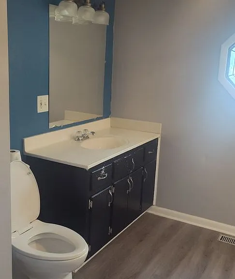 1531 Katherine St NW — Photo 9