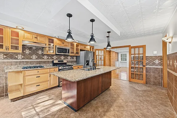 Kitchen, photo 1