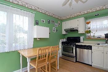 2nd image of 736 N Kaspar Ave