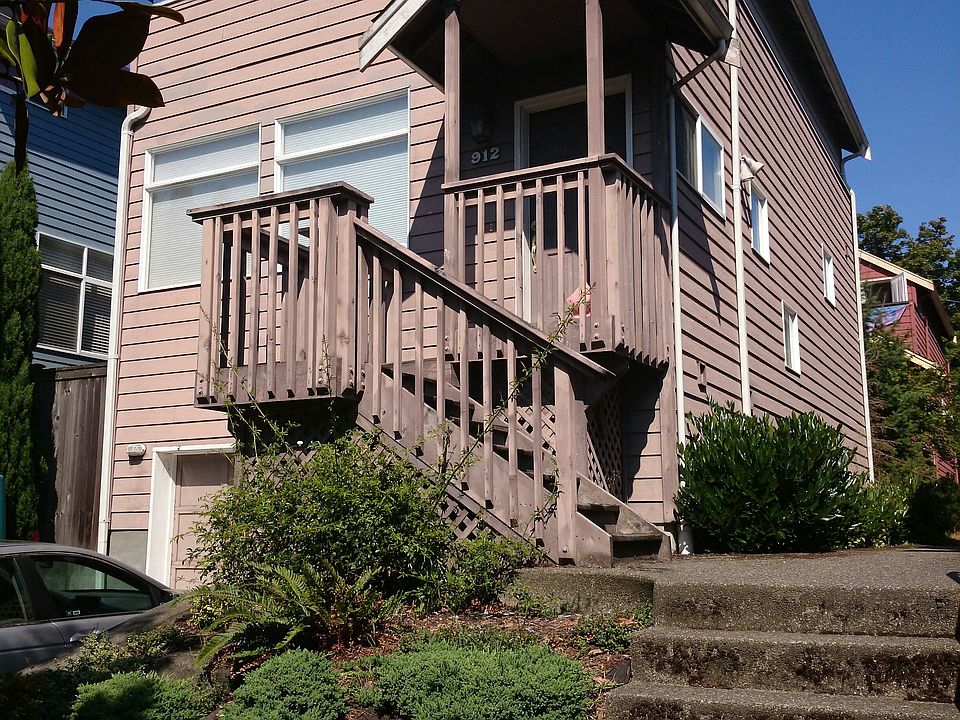 2nd image of 912 17th Ave