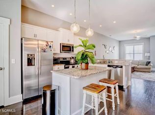6034 Richard Bradley Dr, Wilmington, NC 28409