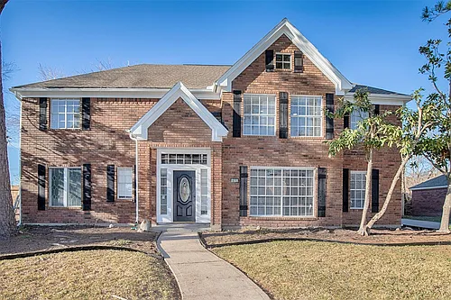 2108 Olympic Dr Photo 1