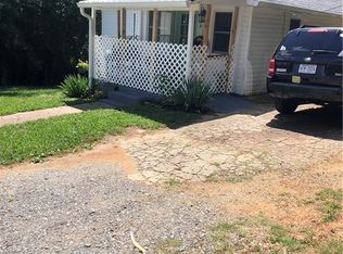 417 Decatur St, Eden, NC 27288