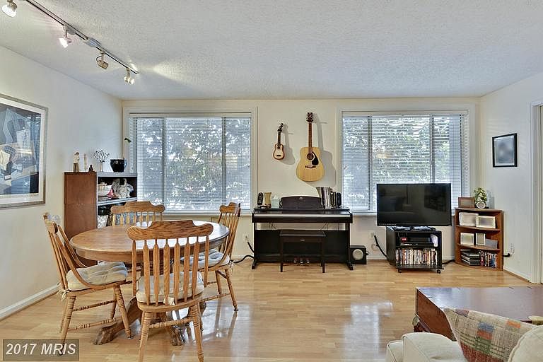 1st image of 1730 Arlington Blvd APT 103