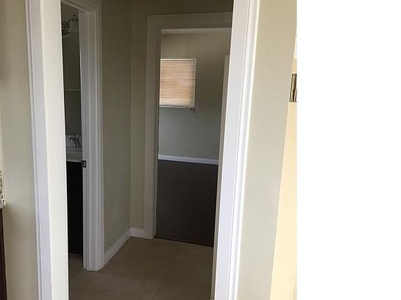 3rd image of 4290 Pepper Dr