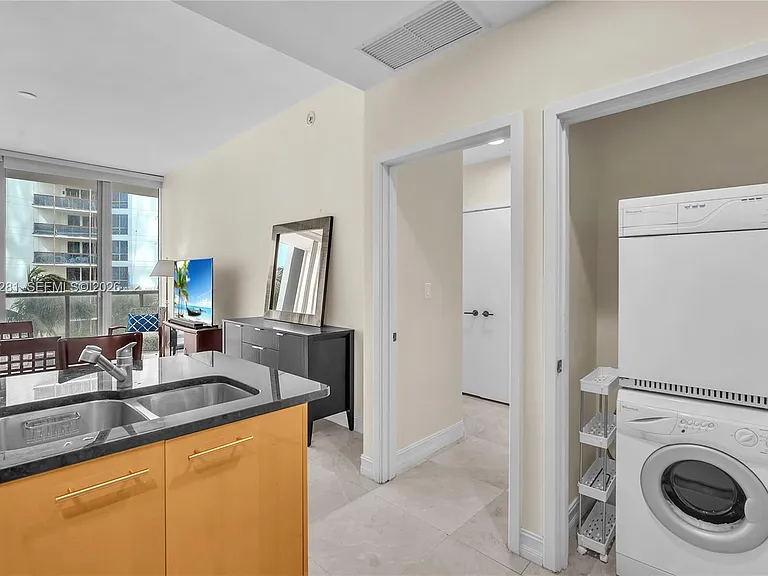 6799 Collins Ave #309 — Photo 10
