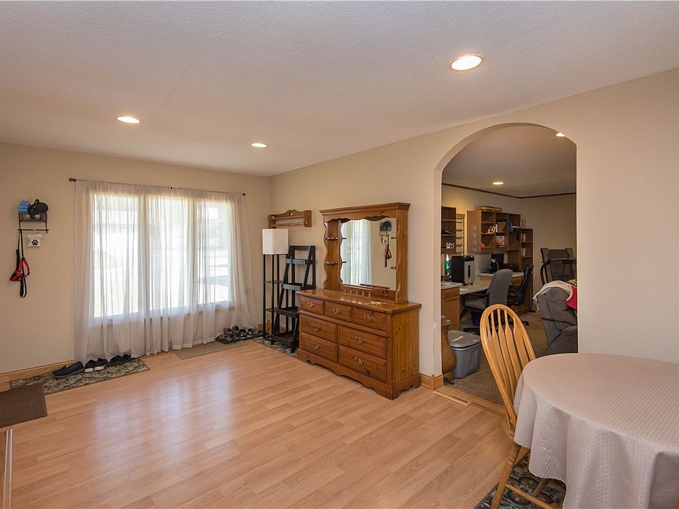 4565 Parkview Dr, Pleasant Hill, IA 50327 Zillow