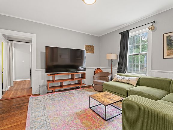 4th image of 1235 Leon Pl