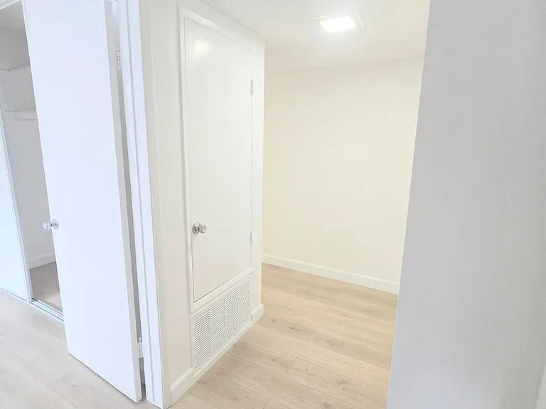 8750 Topanga Canyon Blvd #6 — Photo 12