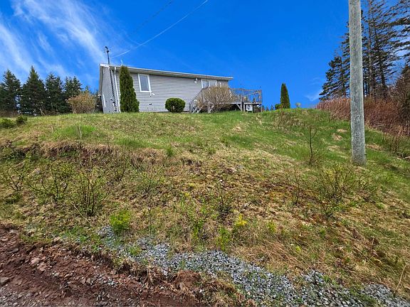 3rd image of 357 Salmon River Rd