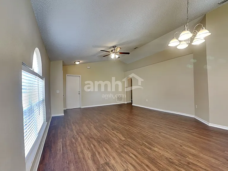 11527 Ivy Flower Loop — Photo 4