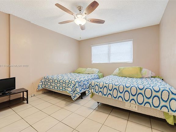 4th image of 730 Pennsylvania Ave #415