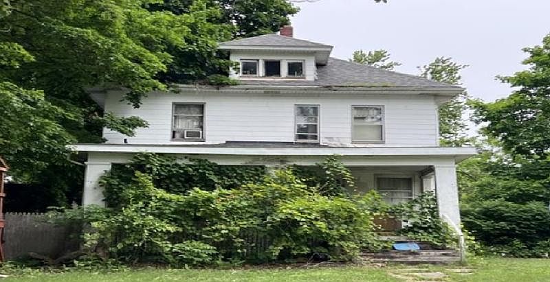 1st image of 7 Fraser St