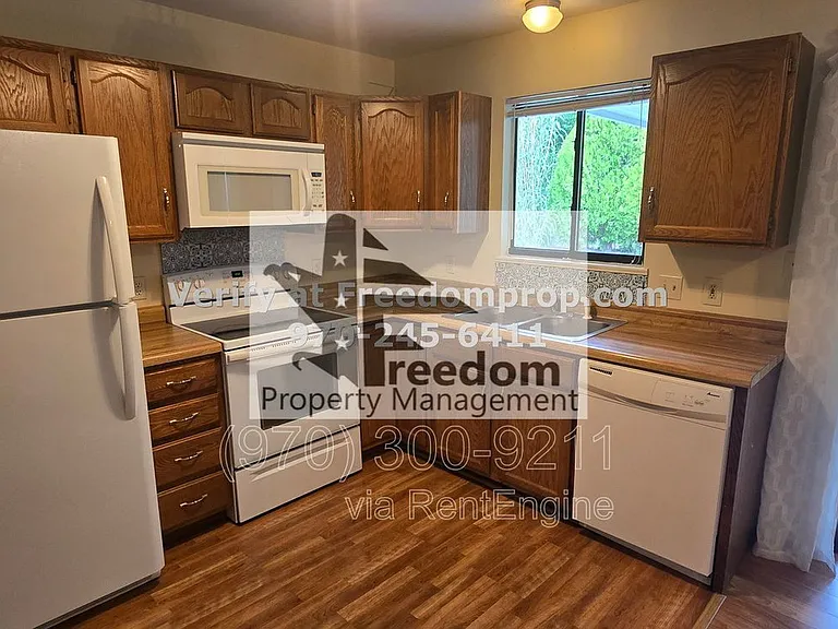 175 Applewood Dr — Photo 6