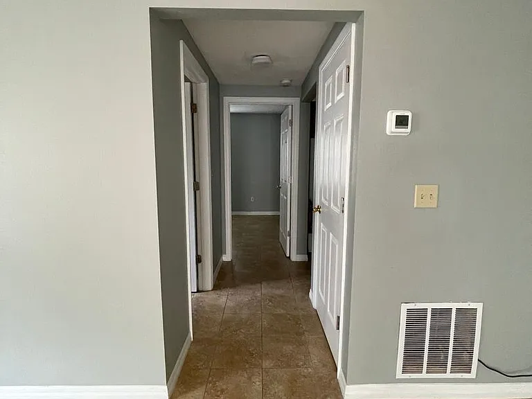 714 E Harwood St — Photo 33