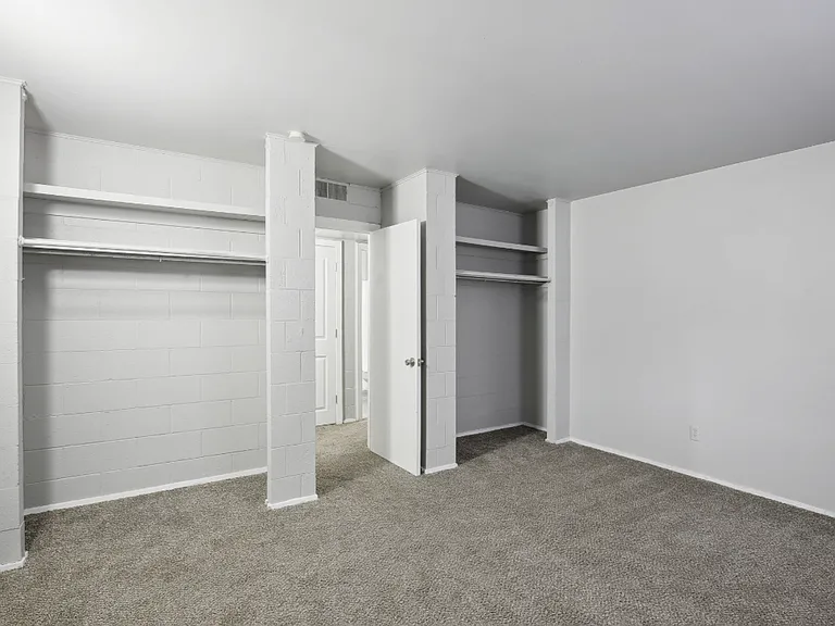 West Hills Apartments — Photo 13