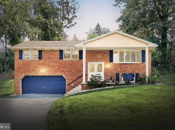 1298 Toann Rd, York, PA 17403