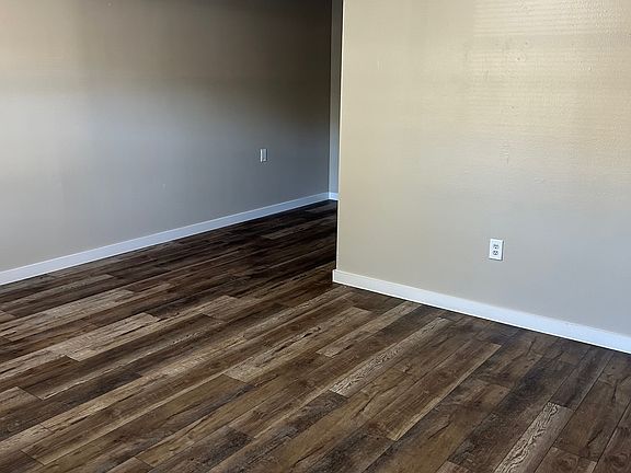 4th image of 3429 38th St N