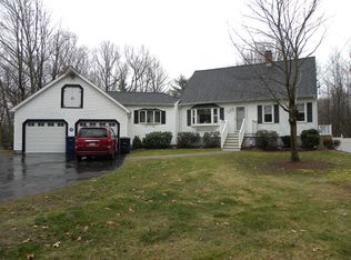 500 Stafford St, Charlton, MA 01507