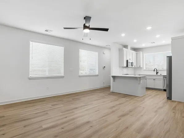 816 N Main St, Broken Arrow, OK 74012