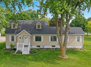1418 County Road Ii, Neenah, WI 54956