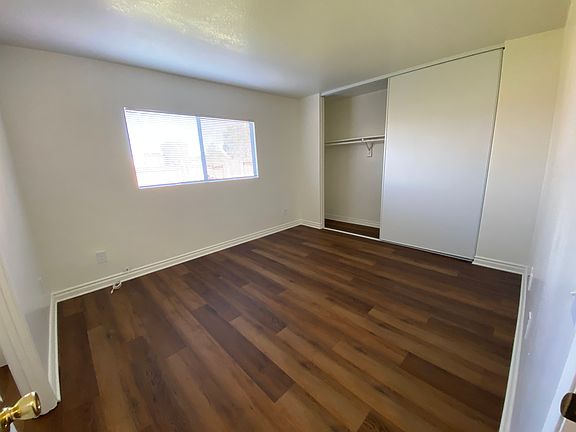 5th image of 3045 Brentwood Ave