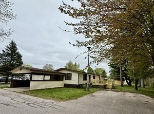 19 Elm Ct, Muskegon, MI 49445