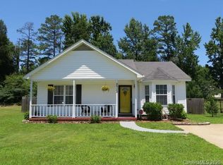 3323 Atlas Dr, Charlotte, NC 28269