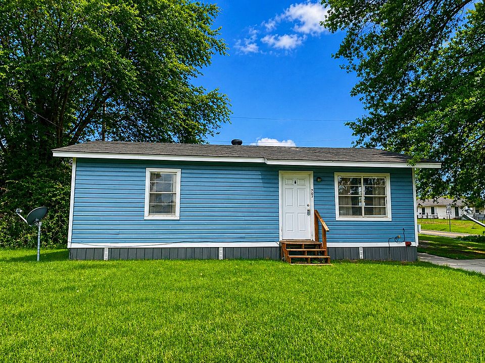 1st image of 707 4th St