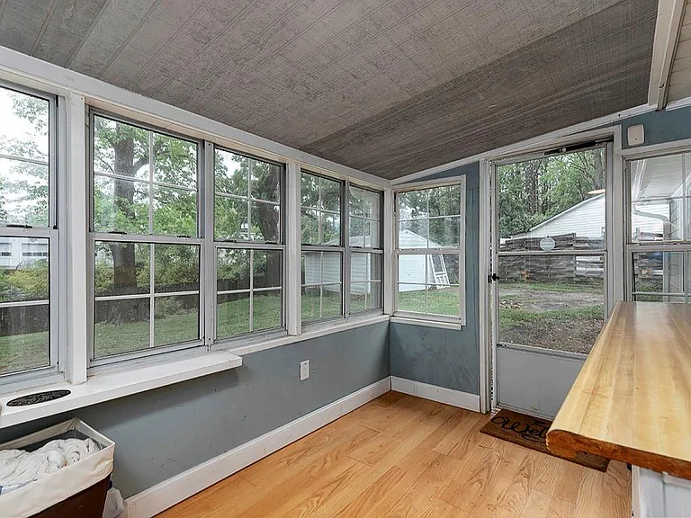 3940 Forrest Ct — Photo 26