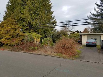 1276 East St, Independence, OR, 97351