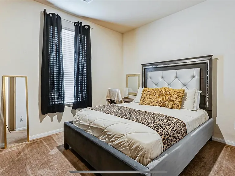 10750 Nyla Spring St — Photo 4