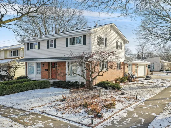 203 E McArthur St, Appleton, WI 54911