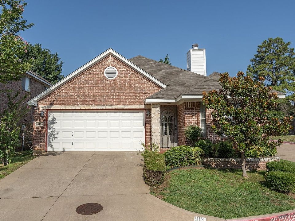 1st image of 913 Saddle Dr