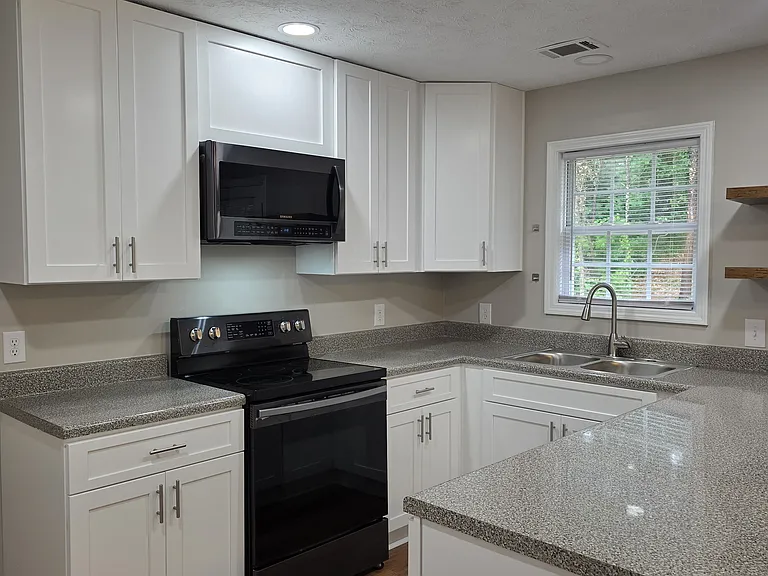 337 Mary Alice Dr — Photo 7