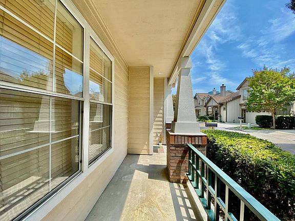 4th image of 108 Newcastle Ln