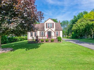 39200 Townhall St, Harrison Township, MI 48045