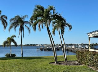 150 SE Four Winds Dr APT 103, Stuart, FL 34996