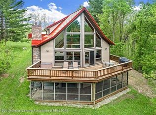 6371 Round Lake Rd, Vermontville, MI 49096