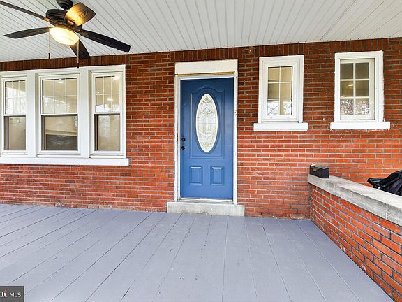 4th image of 701 New Holland Ave