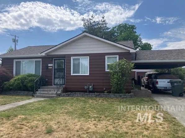 1220 11th St, Clarkston, WA 99403