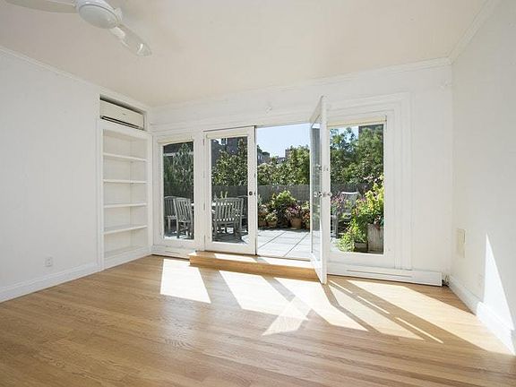 5th image of 139 W 13th St APT 4